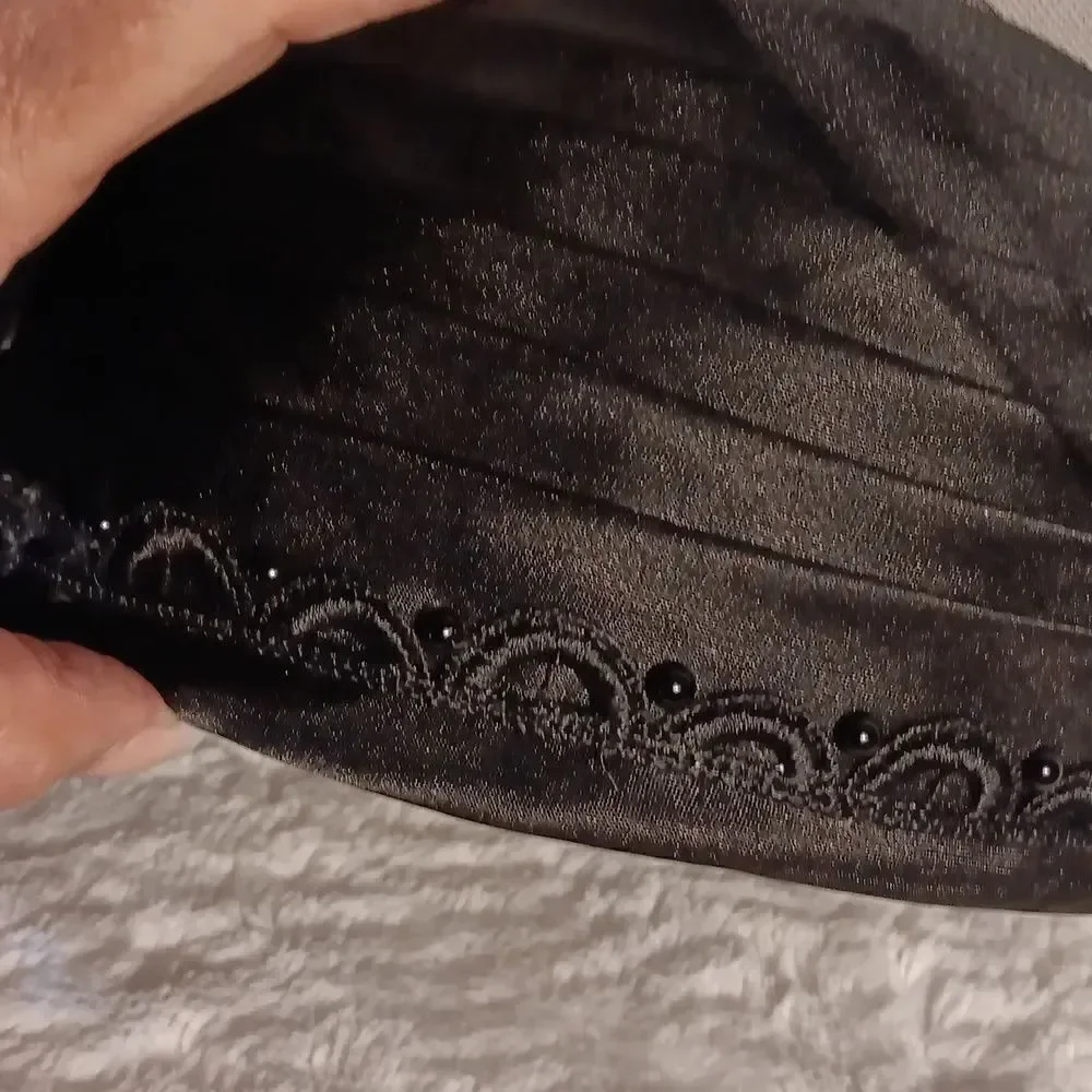 Mr Hi's Classic Beaded Pill Box Hat